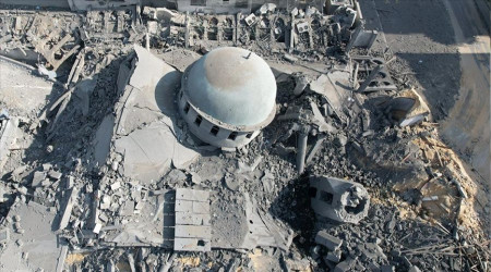 İsrail Gazze'de 26 camiyi tamamen yıktı