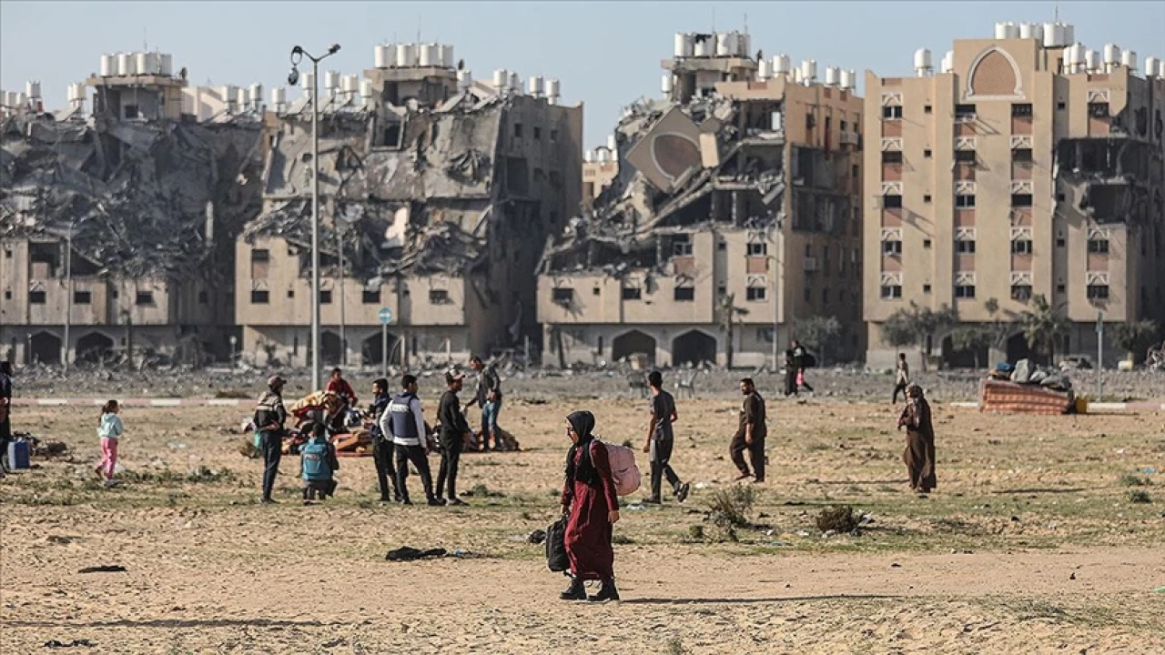 İsrail'in Gazze'yi boşaltma planı acımasızca sürüyor