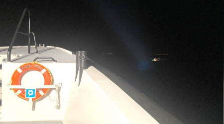 İzmir açıklarında 44 göçmen kurtarıldı