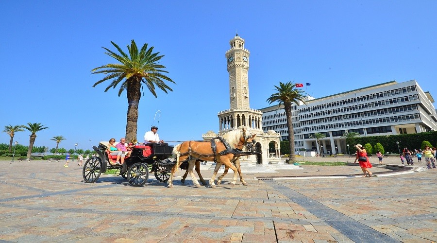 İzmir'de "Fayton taşımacılığını yasakladı"