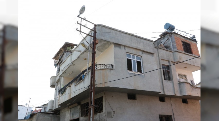 Ka�ak elektrik �ekmek isterken elektrik �arpt�