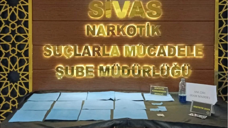 Ka��da emdirilmi� 32 bin kullan�ml�k uyu�turucu ele ge�irildi