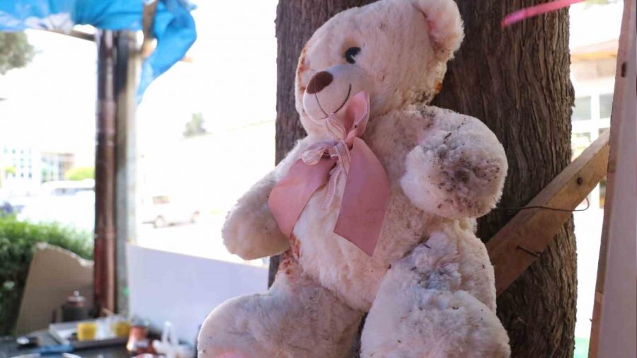 Kahramanmara�'ta 'enkaz kafe' a��ld�