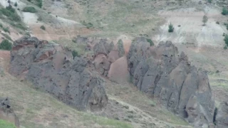 Kars'ın 'peri bacaları' görenleri hayran bırakıyor