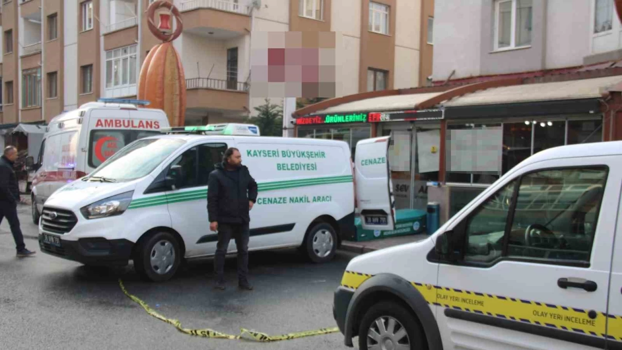 Kayseri'de esnaf�n tart��mas�. 1 �l�, 1 yaral�