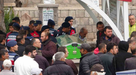 Kayseri'de kadın cinayeti: Eşi ve 2 oğlu gözaltına alındı