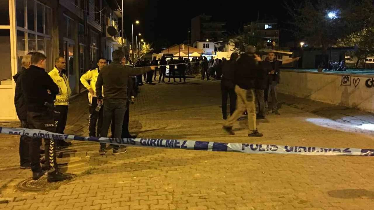 Kendisine sald�ran aileden 5 ki�iyi b��aklad�