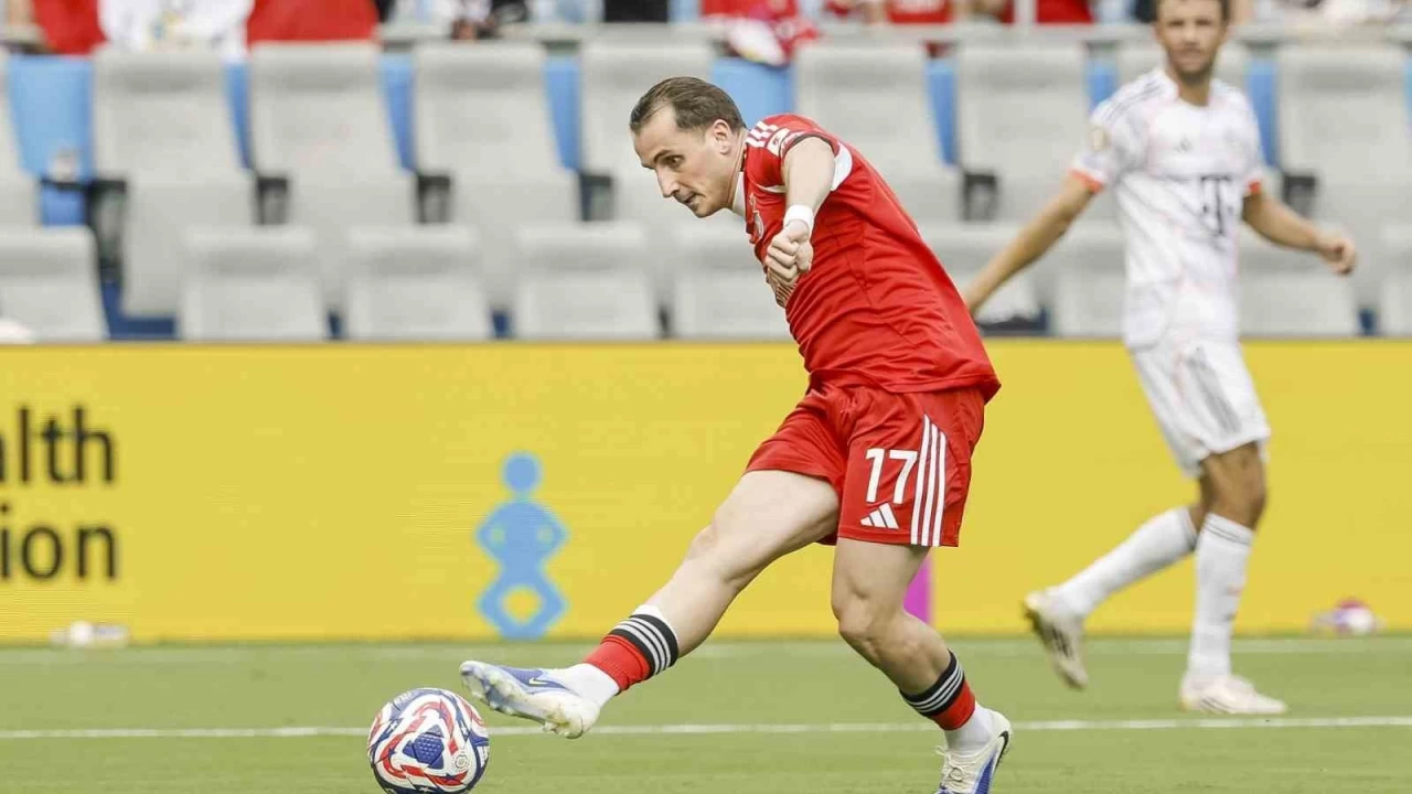 Kerem ve Orkun'lu Benfica son 16'ya yükseldi