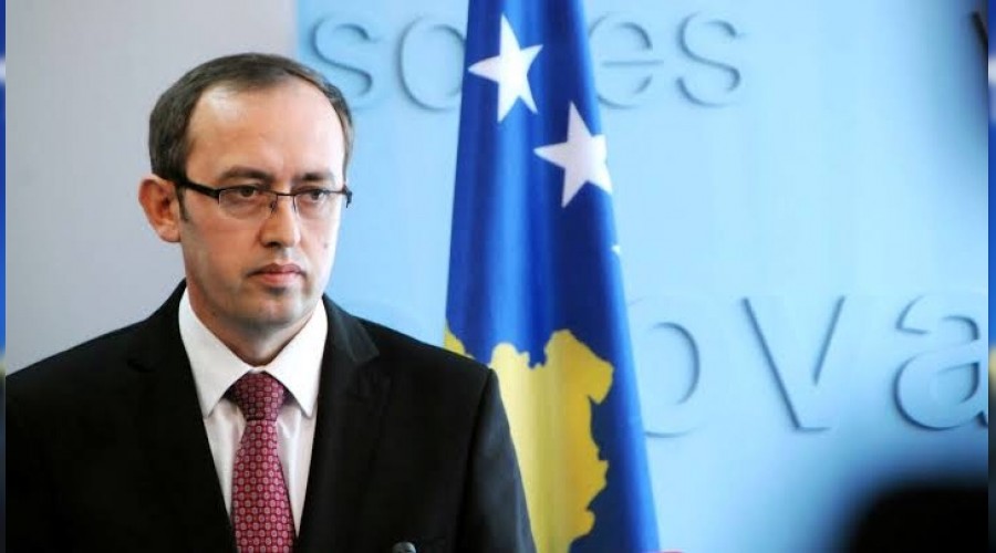 Kosova Ba�bakan� korona oldu  