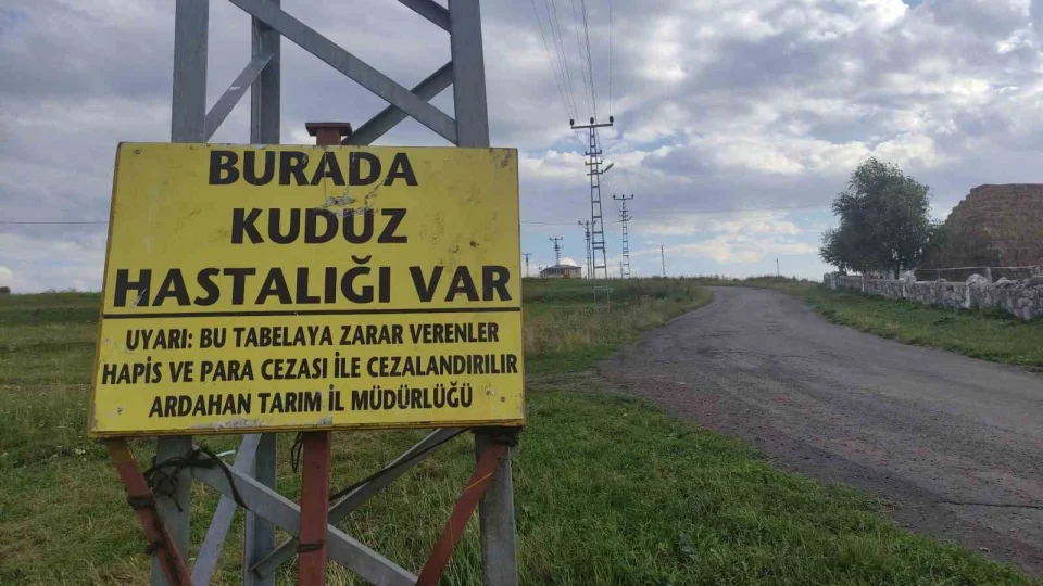 Kuduz nedeniyle mahalleye giriş çıkışlar yasaklandı