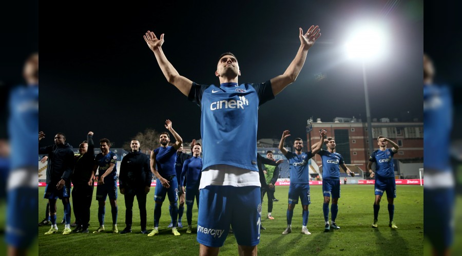 Kupada rakip Akhisarspor