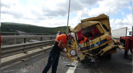 Kuzey Marmara Otoyolunda yolunda kaza: 1 yaral