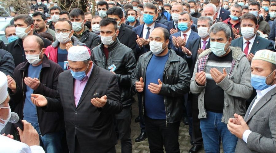 Maden işçisi son yolculuğuna uğurlandı