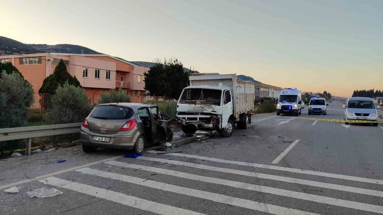 Manisa'da kaza: 1 ölü 3 yaralı