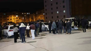 Mekke u�a��n� bekleyen umreciler �oka u�rad�