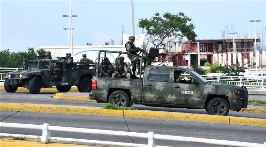 Meksika'da çeteler çatıştı: 16 ölü