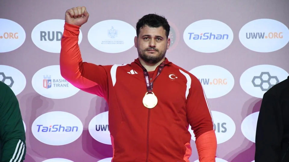 Ne Rus Ayısı ne Küba kaçağı: En büyük Rıza Kayaalp
