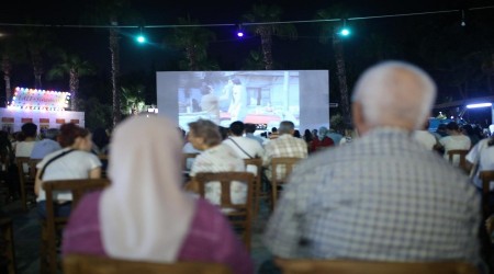 Nostaljik Yeilam Sokanda anlara yolculuk  