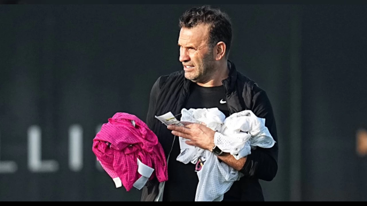 Okan Buruk'tan Fenerbahçe'ye dostane çağrı