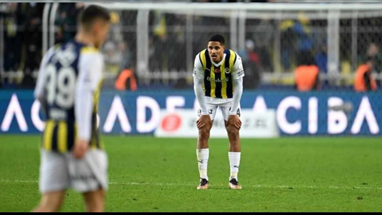 Oostrewolde tekme attığını kabul etti