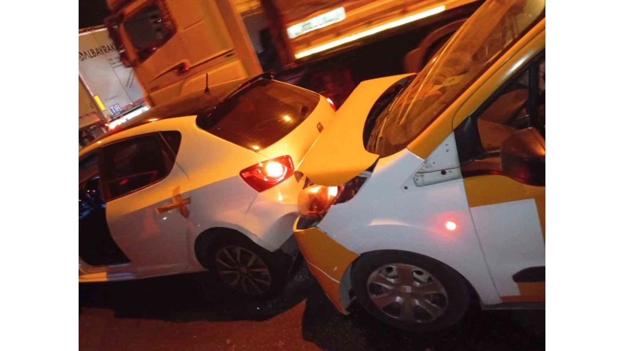Osmaniye'de tnelde zincirleme kaza: 2 yaral