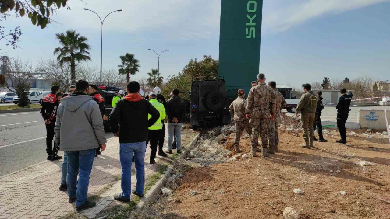Özel harekat polisleri kaza yaptı: 5 yaralı