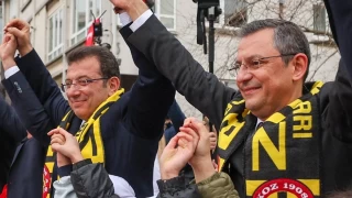 Özgür Özel'den Erdoğan'a 'kupon arazi' göndermesi: Artık helikopterle İstanbul'un üstünde gezemiyor