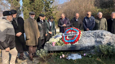 Özkan Sümer, mezarı başında anıldı