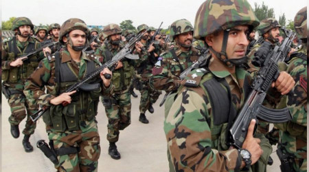 Pakistan'da teröristlerle çatışma: 2 asker öldü