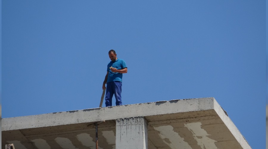 Paras� yat�nca intihardan vazge�ti 