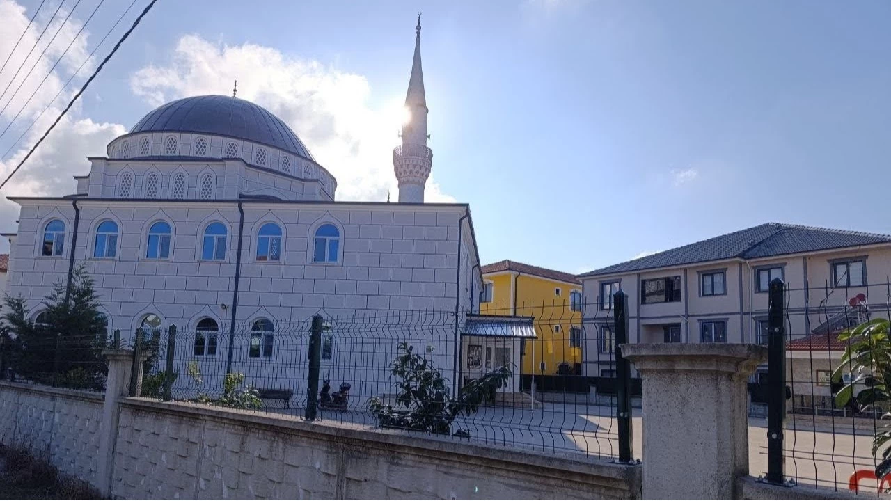 Sabah ezanı erken okundu, sahura kalkanlar şaşırdı
