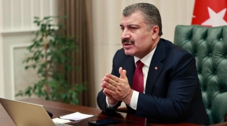 Sağlık çalışanlarımızdan 830 bin kişi aşının ilk dozunu oldu