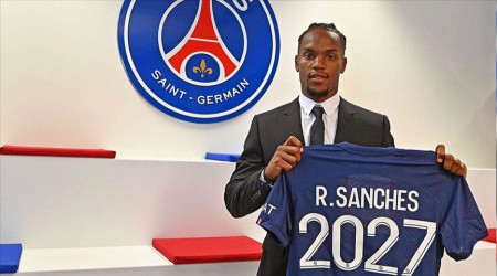 Sanches 15 milyon avroya PSG'de