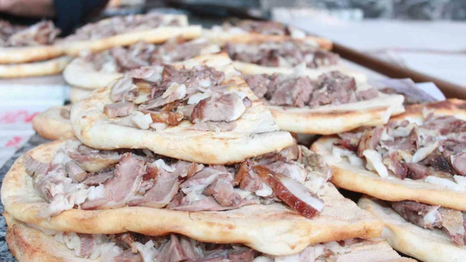 Siirt'in büryan kebabı: İftar sofrasının vazgeçilmezi
