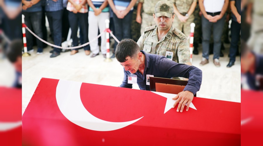 Şırnak şehidi son yolculuğuna uğurlandı