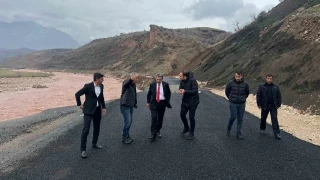 ��rnak'ta sel alarm�: G�neyce yolunu dere yuttu...