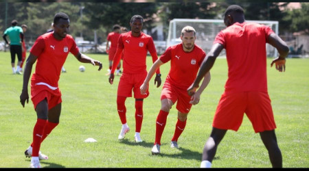 Sivasspor UEFA'nın yeni kupasında ilk peşinde 