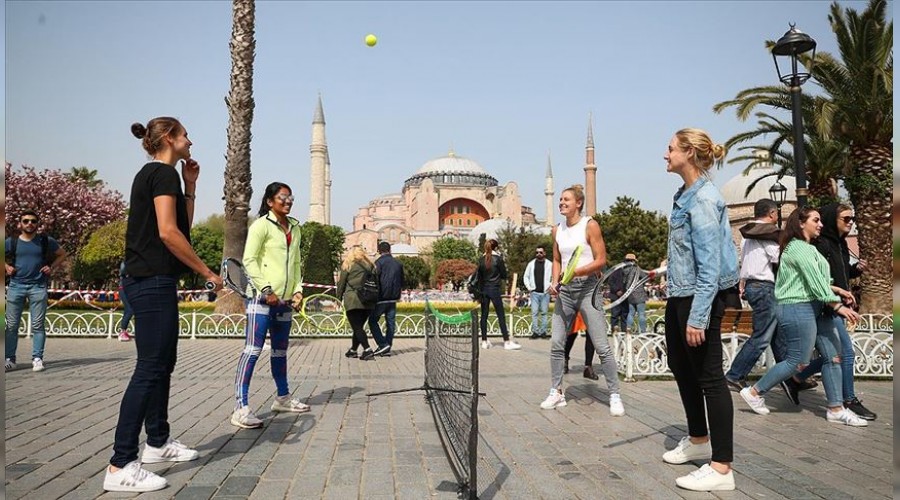 Sultanahmet tenis keyfi