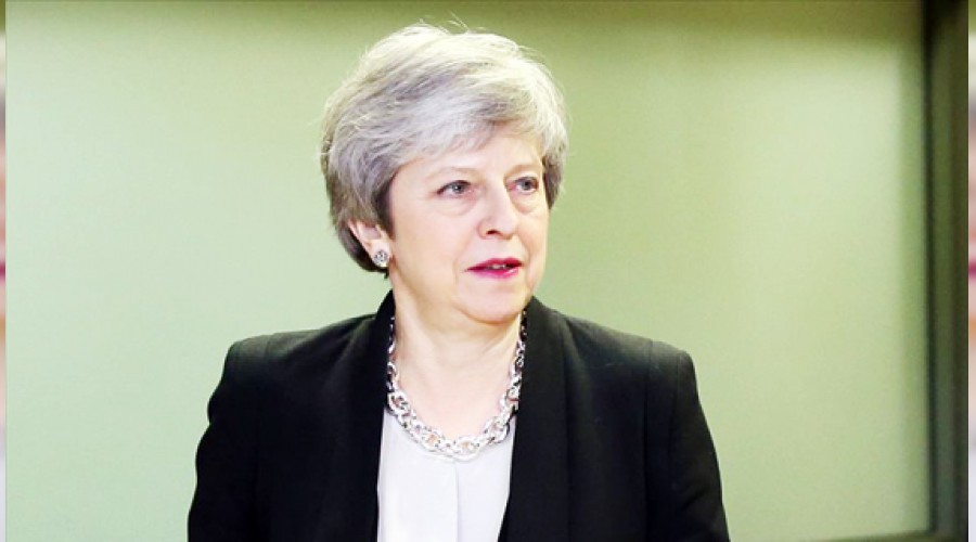 Theresa May'e istifa baskısı