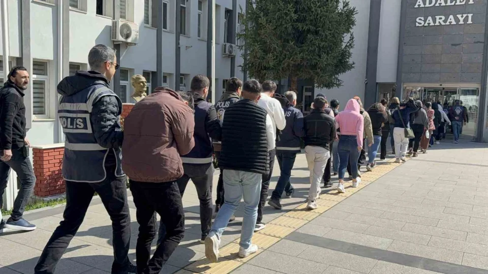 Tokat merkezli 12 ilde yasa d��� bahis operasyonu: 64 g�zalt�