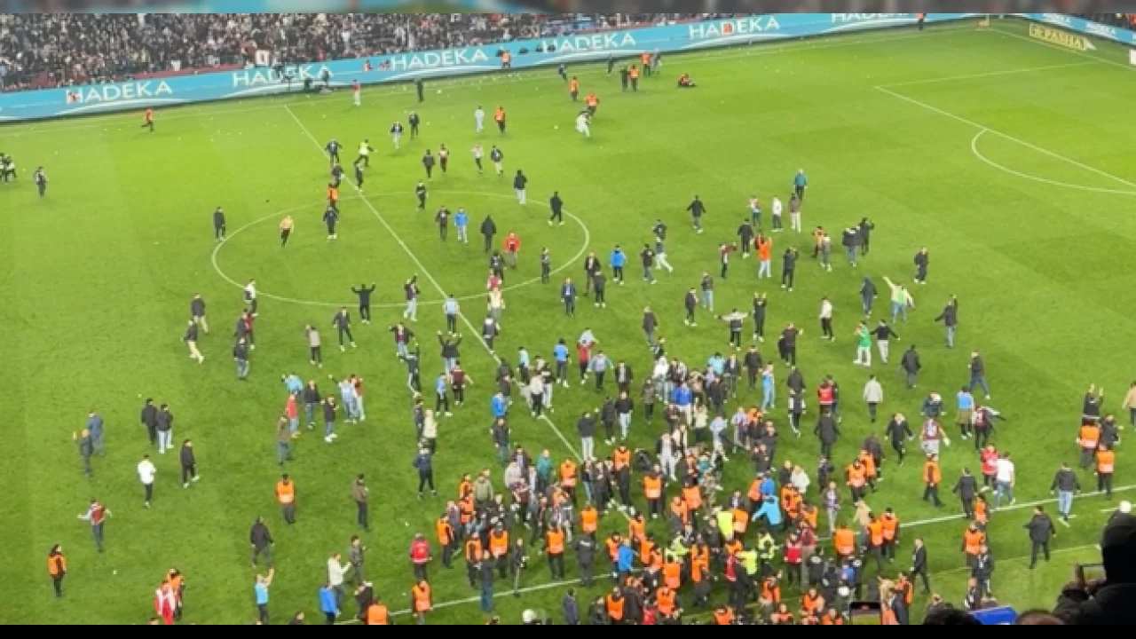 “Trabzon’a ceza vermezsen seyirci onu atar”