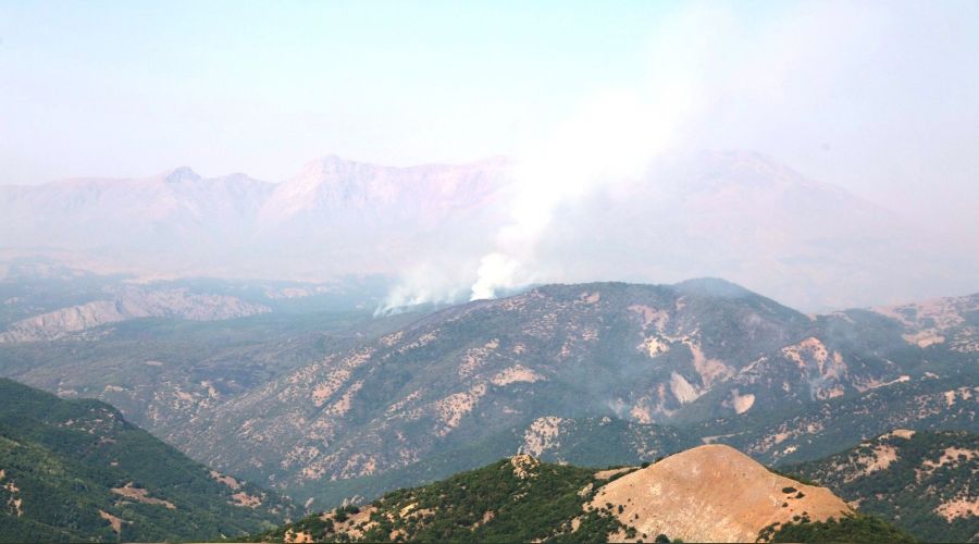 Tunceli'deki yangnlara mdahale sryor