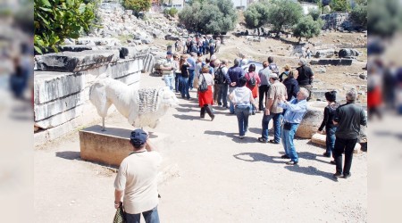 Turist says ve geliri artacak