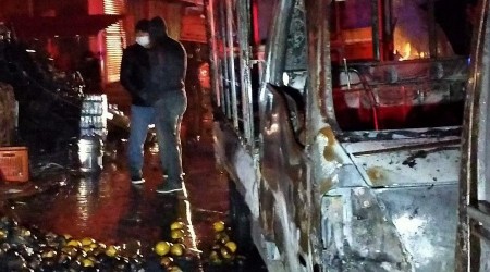 Tuzla'da doğalgaz kutusunda patlama meydana geldi