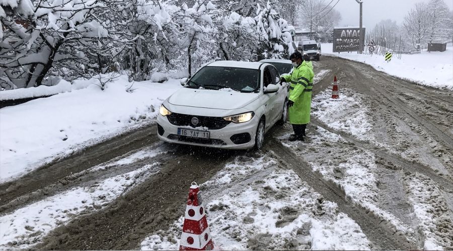 Uluda�'da kar kal�nl��� 1 metreye ula�t�