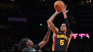 Uzatmaya giden maçı Hawks kazandı