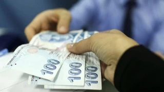 Vakıflar bursu 2 bin liraya çıkarıldı