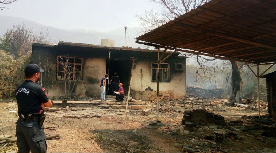Yangından acı haber
