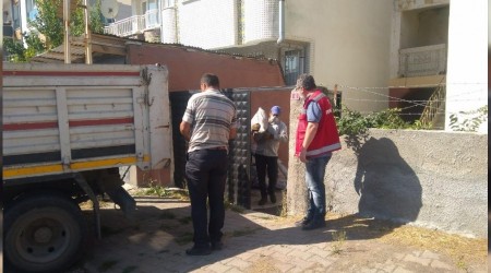 Yardım aldıkları kömürleri internetten satmaya kalktılar