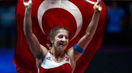Yasemin Adar ABD'de güreşecek